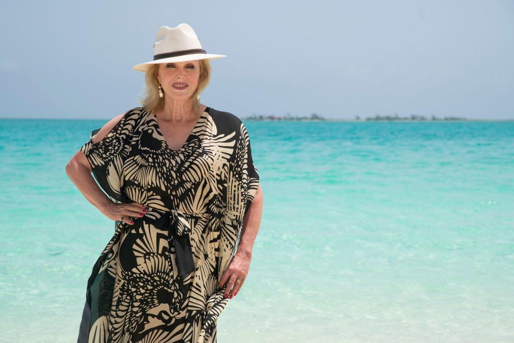 Joanna Lumley ile Gizemli Karayipler 