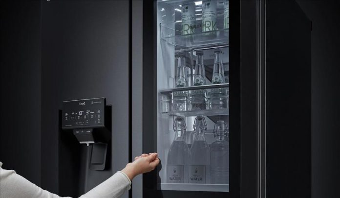 LG Sesli Komut ile Açılan Buzdolabı
