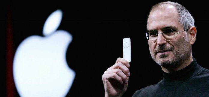 Steve Jobs İmzalı El Yazması İş Başvurusu Açık Artırmada Satışa Sunuldu