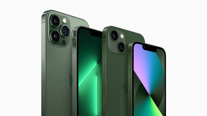 apple yeşil iphone 13 modellerini tanıttı